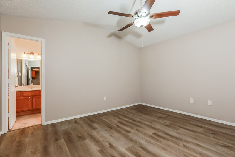 2,340/Mo, 1549 E Mineral Rd Gilbert, AZ 85234 Main Bedroom View