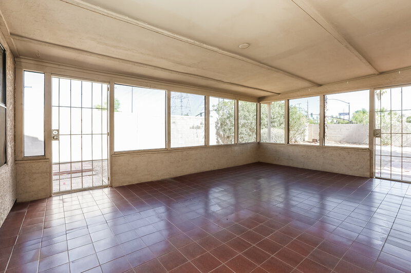 2,340/Mo, 1549 E Mineral Rd Gilbert, AZ 85234 Sun Room View