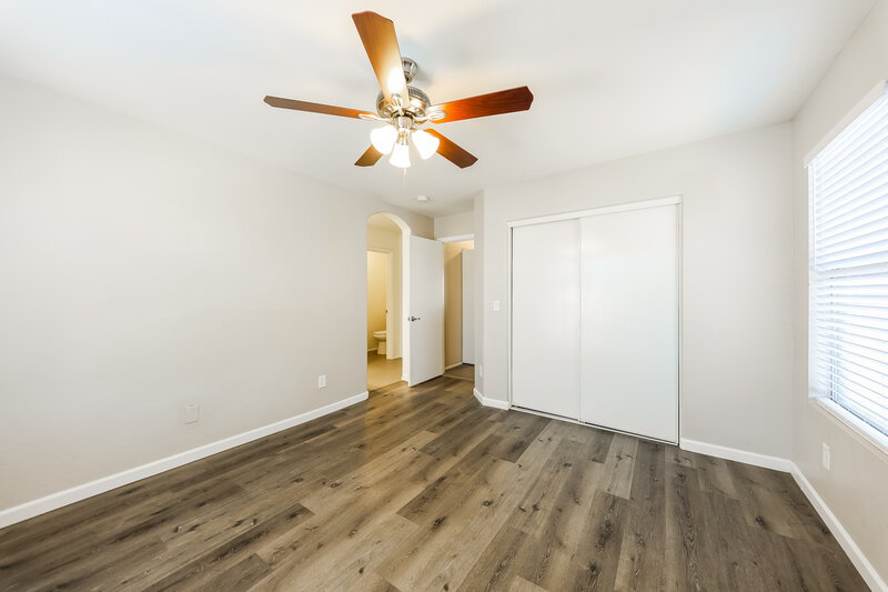 1,830/Mo, 11367 W Apache St Avondale, AZ 85323 Main Bedroom View 2