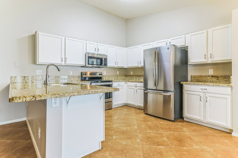 2,485/Mo, 2047 E Brooks St Gilbert, AZ 85296 Kitchen View