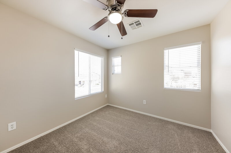 2,265/Mo, 34928 N 31st Ave Phoenix, AZ 85086 Bedroom View