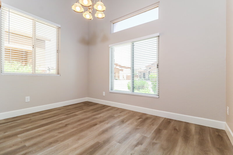 2,385/Mo, 6512 S 49th Dr Laveen, AZ 85339 Dining Room View