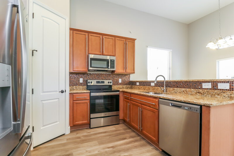 2,385/Mo, 6512 S 49th Dr Laveen, AZ 85339 Kitchen View