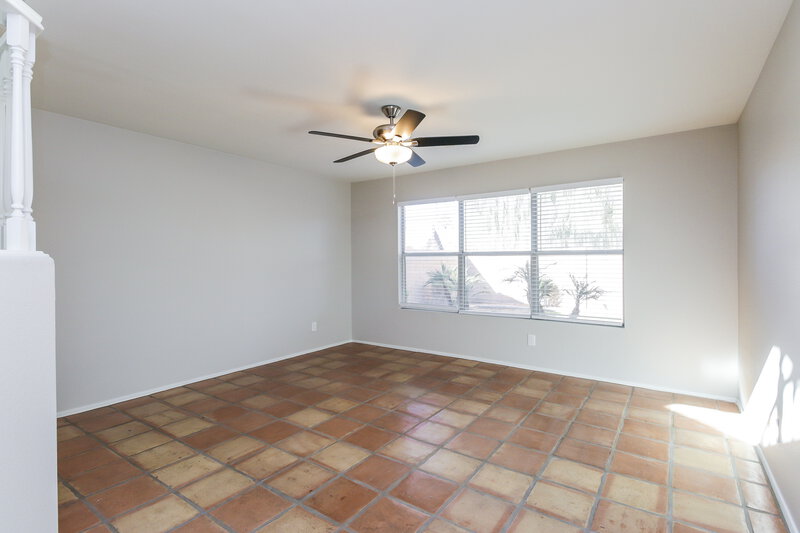 3,060/Mo, 802 W Sun Coast Dr Gilbert, AZ 85233 Living Room View