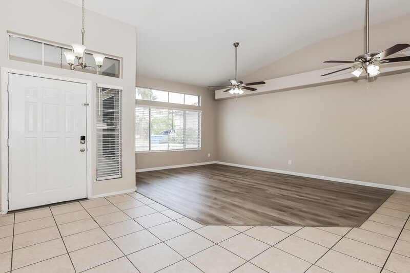 2,315/Mo, 1563 E Scott Ave Gilbert, AZ 85234 Foyer View