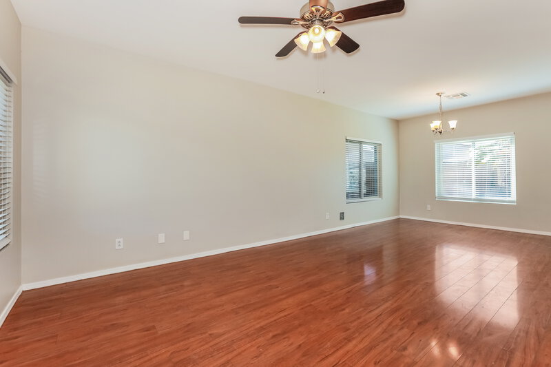 1,705/Mo, 30092 N Desert Willow Blvd San Tan Valley, AZ 85143 Dining Room View