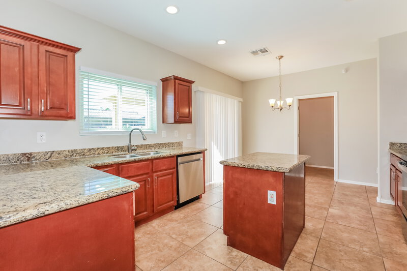 1,705/Mo, 30092 N Desert Willow Blvd San Tan Valley, AZ 85143 Breakfast Nook View