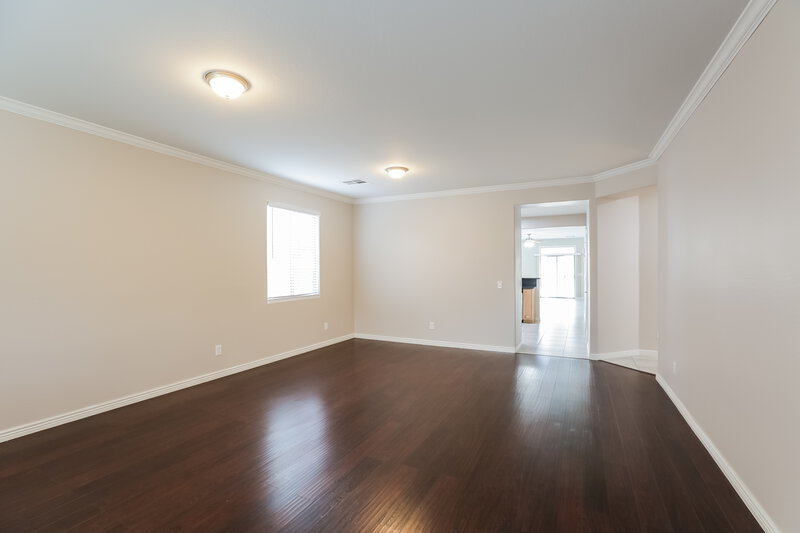 2,255/Mo, 7009 W Shumway Farm Rd Laveen, AZ 85339 Living Room View 2