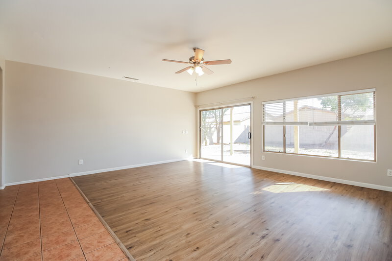 1,990/Mo, 5305 S 52nd Dr Laveen, AZ 85339 Living Room View 2