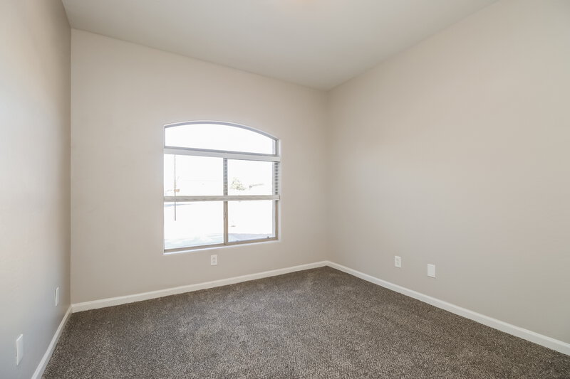 1,990/Mo, 5305 S 52nd Dr Laveen, AZ 85339 Bedroom View 2