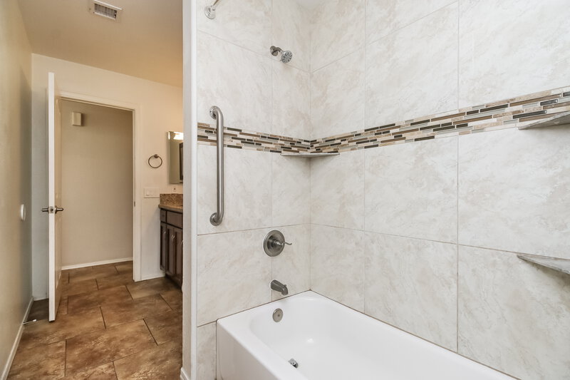 2,235/Mo, 11328 E Caballero St Mesa, AZ 85207 Main Bathroom View 2