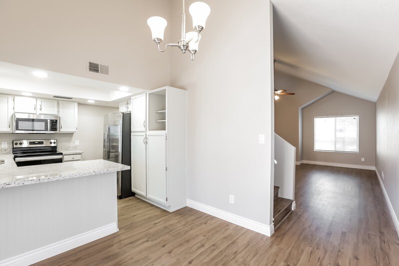 2,170/Mo, 458 N New Haven Mesa, AZ 85205 Dining Room View 2