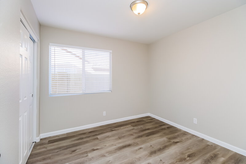 2,580/Mo, 141 W Shamrock St Gilbert, AZ 85233 Bedroom View 2