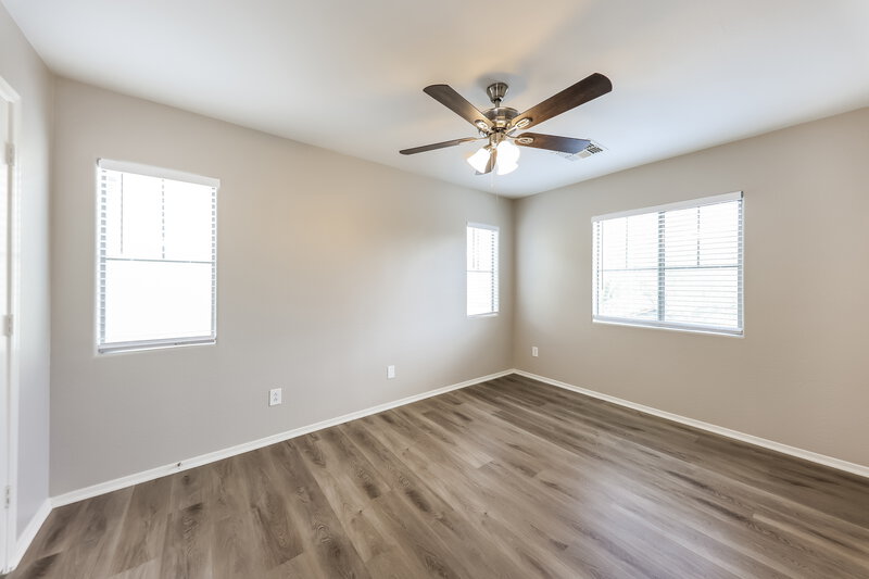 1,725/Mo, 22026 N 103rd Ln Lot 353 Peoria, AZ 85383 Main Bedroom View