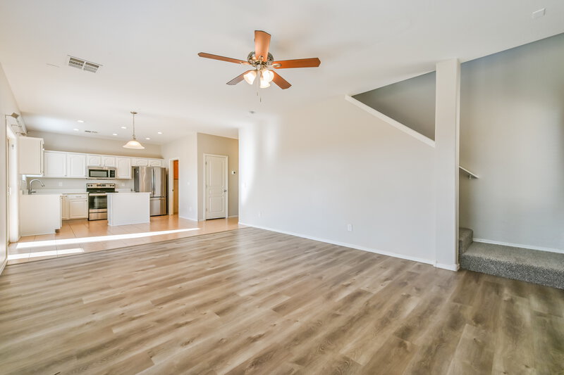 2,020/Mo, 28779 N Spur Dr San Tan Valley, AZ 85143 Living Room View