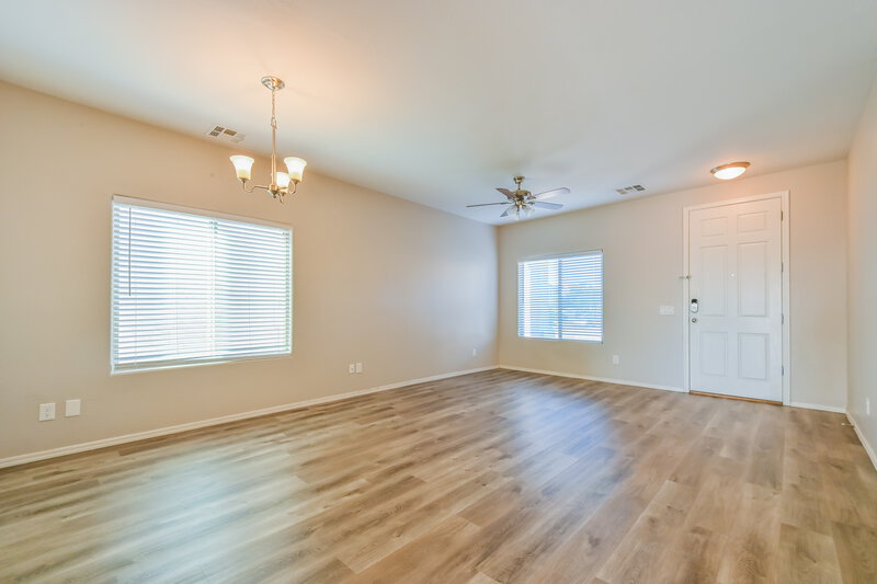 2,020/Mo, 28779 N Spur Dr San Tan Valley, AZ 85143 Dining Room View