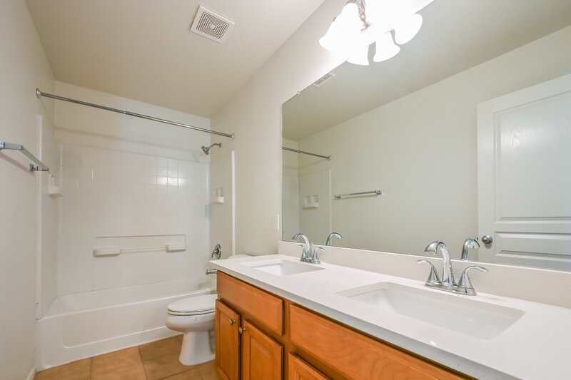 2,020/Mo, 28779 N Spur Dr San Tan Valley, AZ 85143 Bathroom View