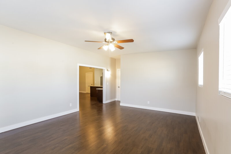 2,785/Mo, 2648 E Covina St Mesa, AZ 85213 Family Room View 2