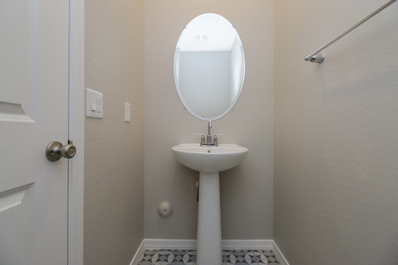2,655/Mo, 1563 S Loren Ln Gilbert, AZ 85296 Powder Room View