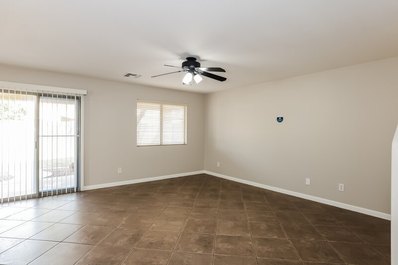 2,125/Mo, 11808 W Dos Rios Dr Sun City, AZ 85373 Misc View 3