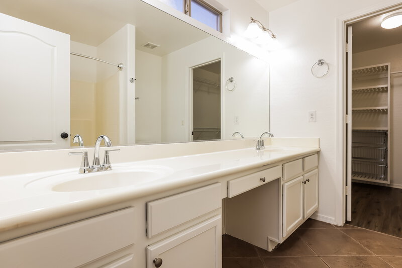 2,125/Mo, 11808 W Dos Rios Dr Sun City, AZ 85373 Misc View 11