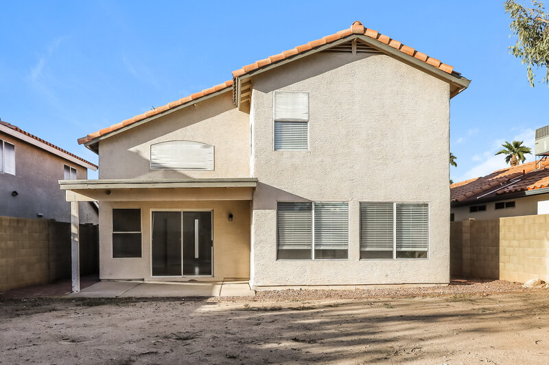 2,135/Mo, 1343 E Helena Dr Phoenix, AZ 85022 Rear View
