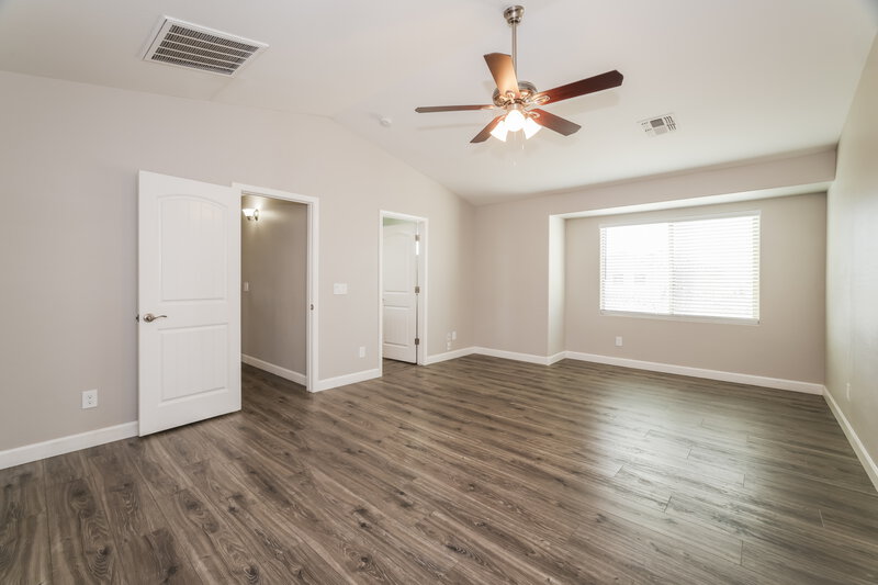 1,930/Mo, 5019 E Iolite St San Tan Valley, AZ 85143 Main Bedroom View 2