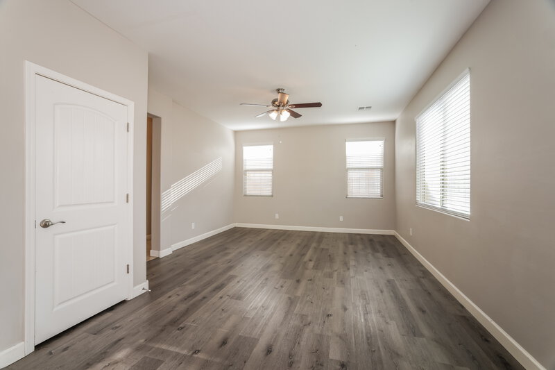 1,930/Mo, 5019 E Iolite St San Tan Valley, AZ 85143 Bedroom View 4