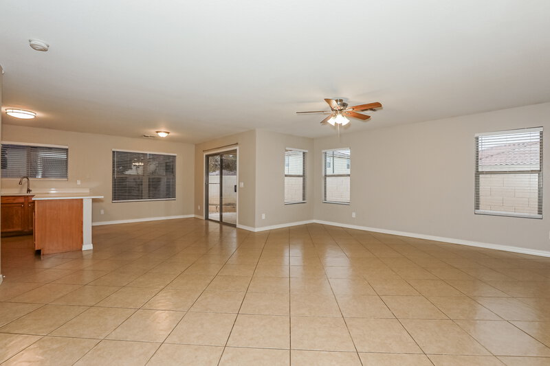 1,950/Mo, 6145 S Wilson Dr Chandler, AZ 85249 Living Room View