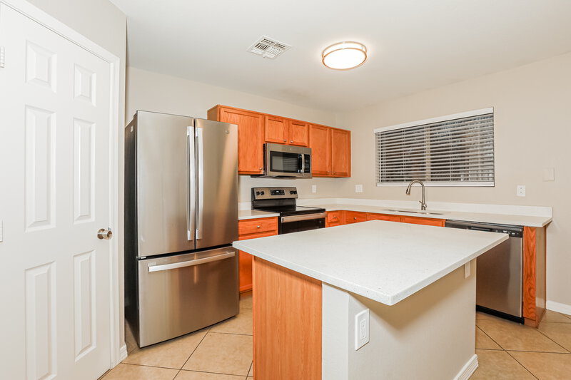 1,950/Mo, 6145 S Wilson Dr Chandler, AZ 85249 Kitchen View