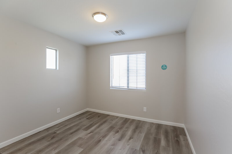 2,385/Mo, 3733 W Dunbar Dr Phoenix, AZ 85041 Bedroom View