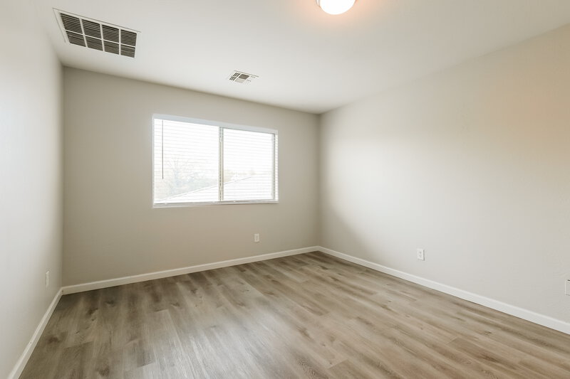 2,495/Mo, 3733 W Dunbar Dr Phoenix, AZ 85041 Bedroom View