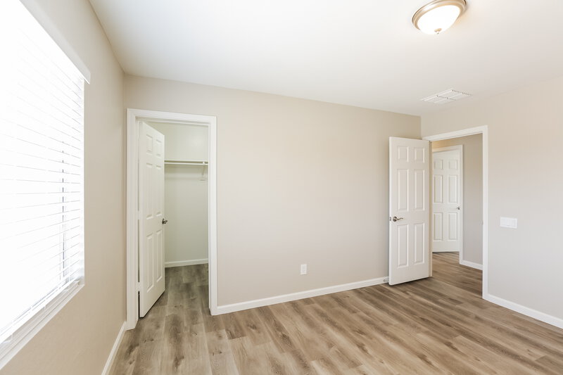 2,385/Mo, 5438 W Maldonado Rd Phoenix, AZ 85339 Bedroom View 3