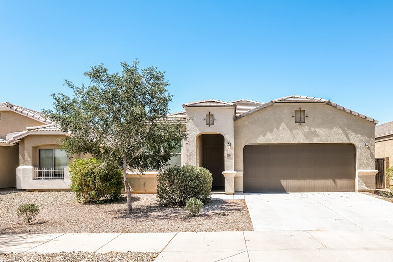 2,130/Mo, 2444 W Tamarisk Ave Phoenix, AZ 85041 External View