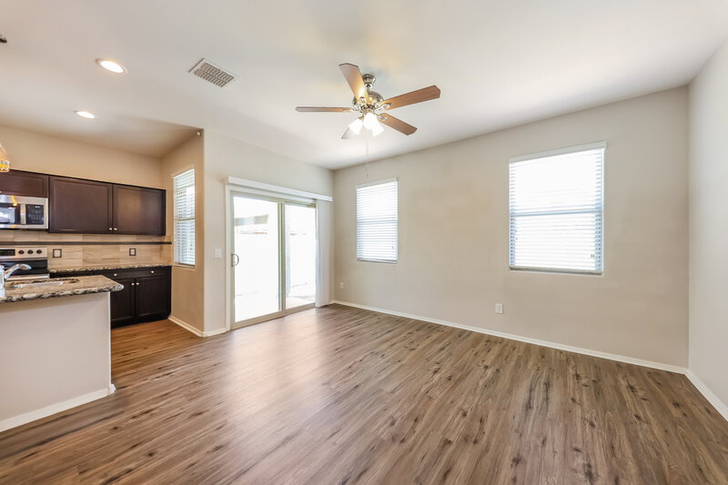 2,110/Mo, 2444 W Tamarisk Ave Phoenix, AZ 85041 Living Room View