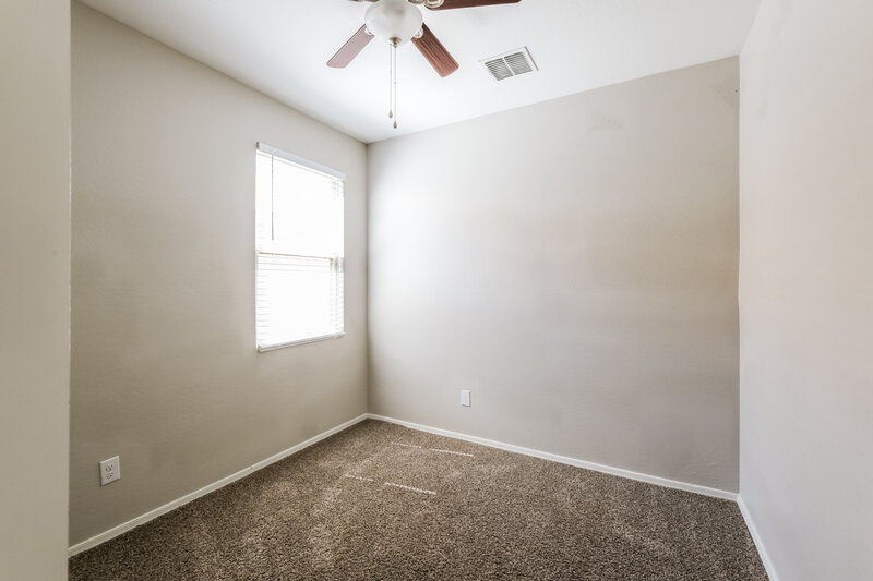 2,130/Mo, 2444 W Tamarisk Ave Phoenix, AZ 85041 Bedroom View 2