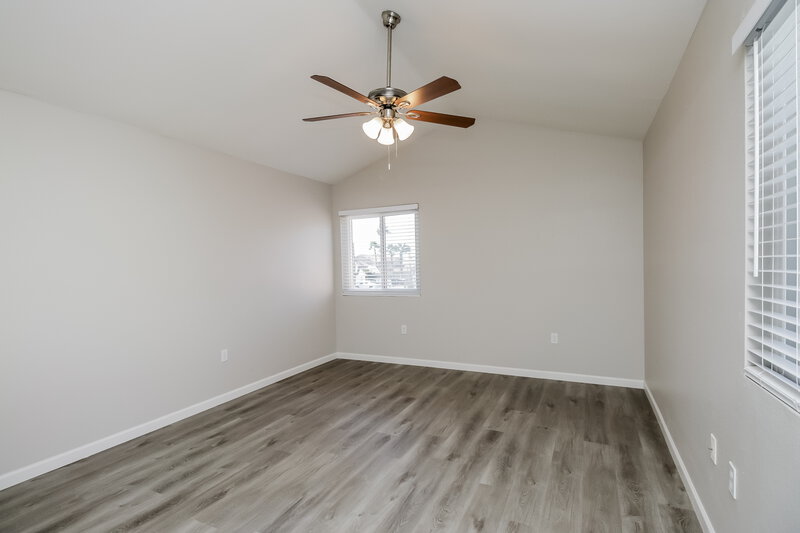 2,620/Mo, 521 N Red Rock St Gilbert, AZ 85234 Main Bedroom View