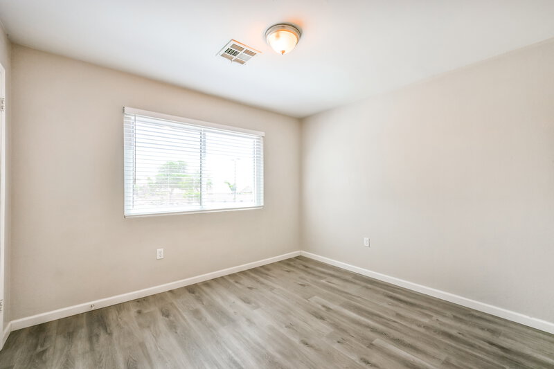 2,170/Mo, 521 N Red Rock St Gilbert, AZ 85234 Bedroom View