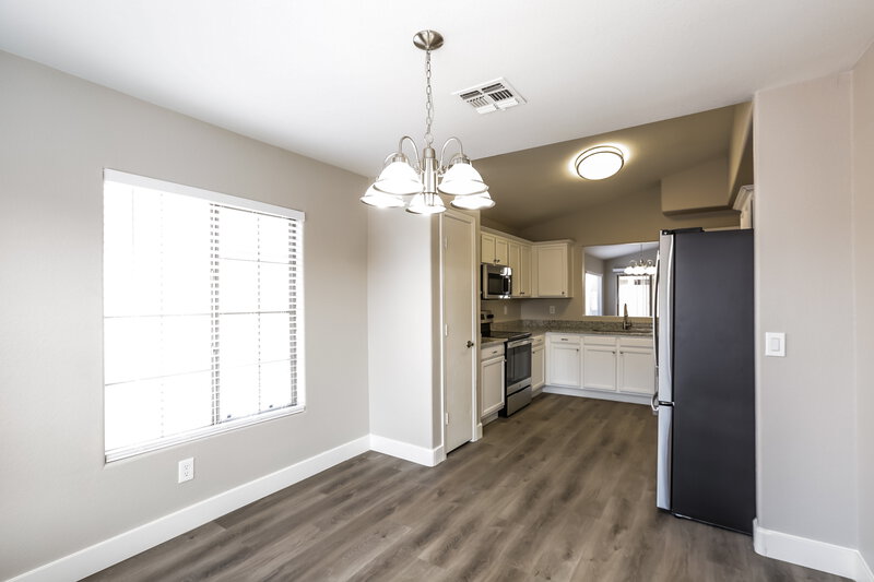 2,195/Mo, 11248 E Camino St Mesa, AZ 85207 Breakfast Nook View 2