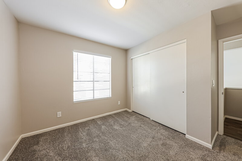 2,615/Mo, 4533 E Annette Dr Phoenix, AZ 85032 Bedroom View