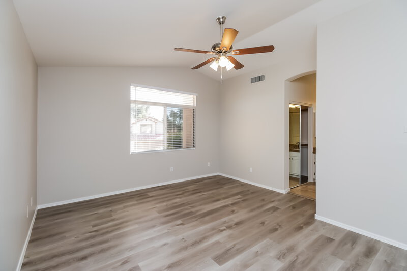 2,540/Mo, 1366 E Vaughn Ave Gilbert, AZ 85234 Main Bedroom View