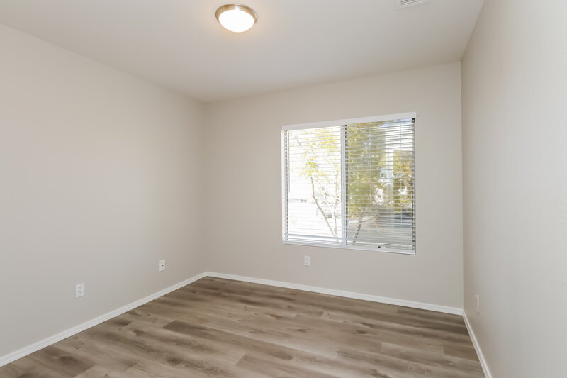 2,540/Mo, 1366 E Vaughn Ave Gilbert, AZ 85234 Bedroom View 3