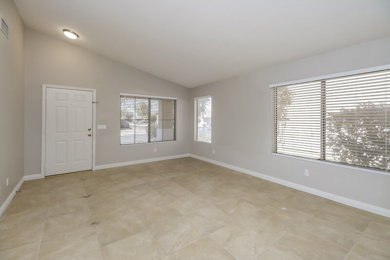 2,475/Mo, 1233 S Colonial Dr Gilbert, AZ 85296 Family Room View