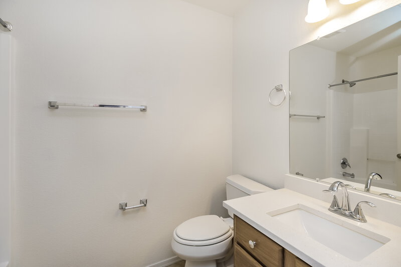 2,475/Mo, 1233 S Colonial Dr Gilbert, AZ 85296 Bathroom View