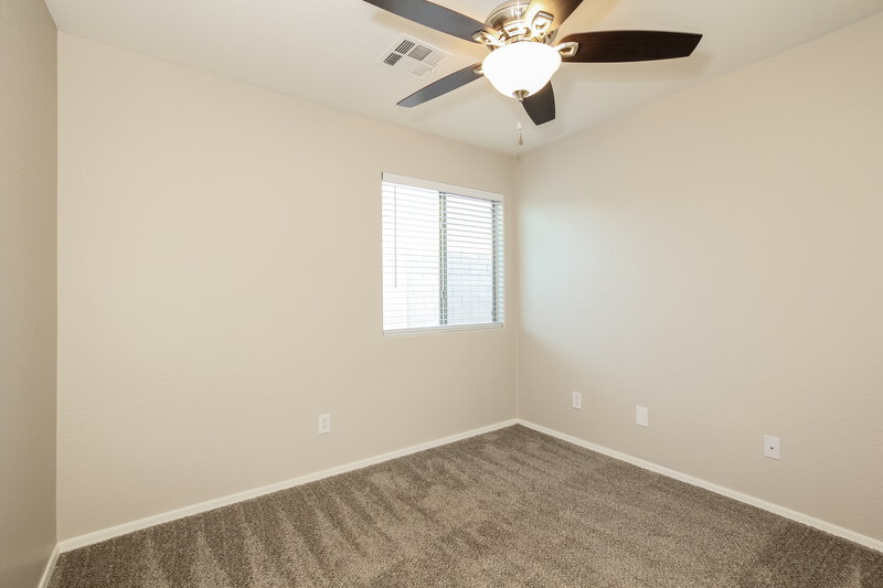 2,180/Mo, 27618 N 63rd Dr Phoenix, AZ 85083 Main Bedroom View 2