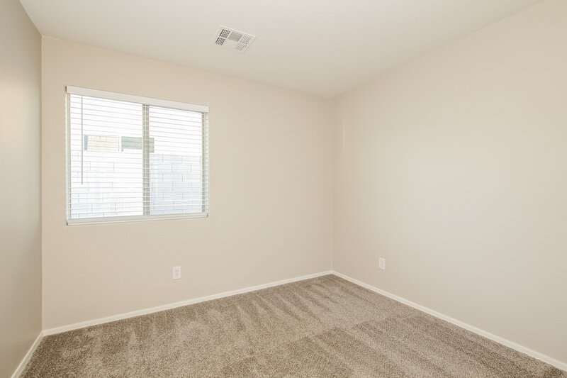 2,180/Mo, 27618 N 63rd Dr Phoenix, AZ 85083 Bedroom View