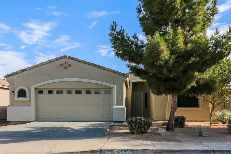 2,275/Mo, 6531 S 17th Ave Phoenix, AZ 85041 External View