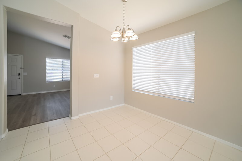 0/Mo, 14939 W Hearn Rd Surprise, AZ 85379 Dining Room View