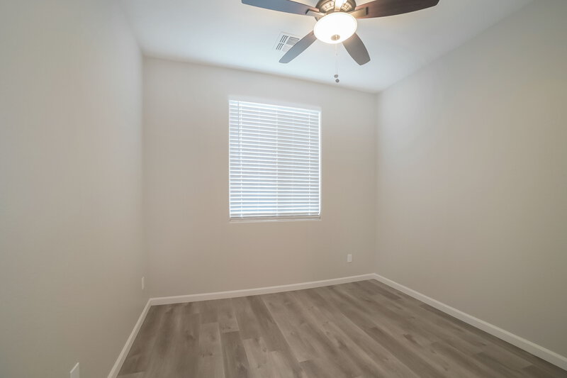 2,295/Mo, 4727 W Lydia Ln Laveen, AZ 85339 Bedroom View