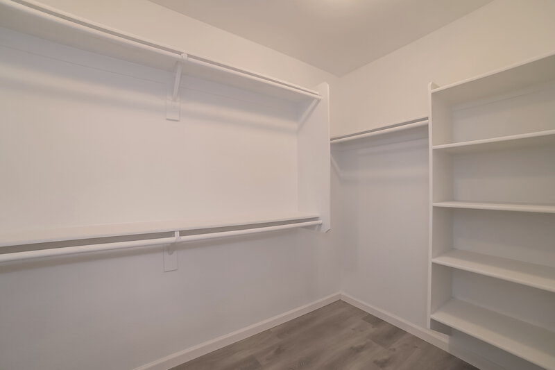 2,295/Mo, 4727 W Lydia Ln Laveen, AZ 85339 Walk In Closet View